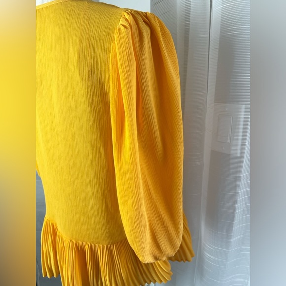NWT Zara Spring Orange Yellow Flowy Pleated Blouse Top 3/4 Puff Sleeve Small - Picture 7 of 10